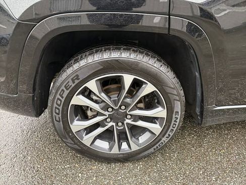 Used 2024 Jeep Grand Cherokee Overland w/ Trailer Tow Package AWD/4WD image 19