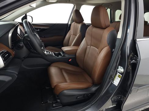 Used 2021 Subaru Outback Touring w/ Popular Package #2 image 16