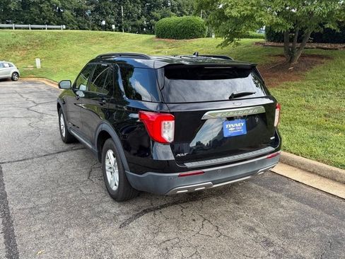 Used 2020 Ford Explorer XLT w/ Equipment Group 202A AWD/4WD image 5