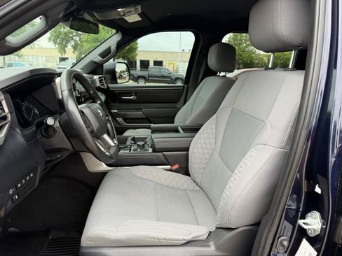 Used 2025 Toyota Tundra SR5 AWD/4WD image 25