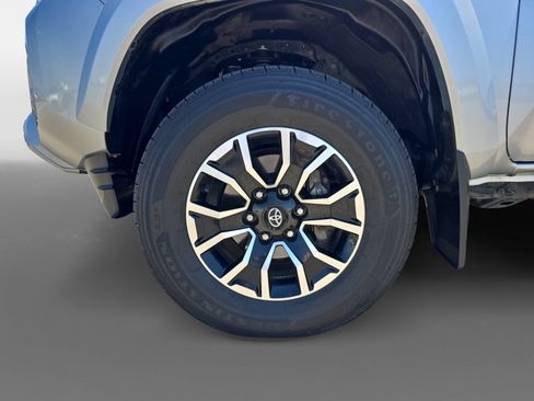 Certified 2023 Toyota Tacoma TRD Sport AWD/4WD image 14