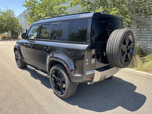 New 2026 Land Rover Defender 110 S AWD/4WD image 3