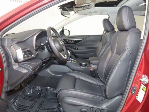 Used 2023 Subaru Outback Limited image 12