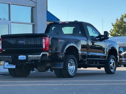 Used 2024 Ford F350 XLT w/ FX4 Off-Road Package image 4