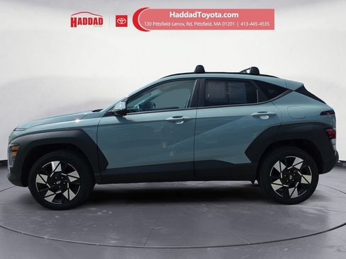 Used 2024 Hyundai Kona SEL AWD/4WD image 2