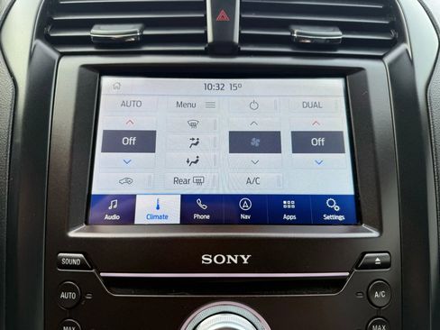 Used 2020 Ford Fusion Energi Titanium image 33