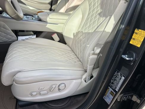 Used 2024 Genesis GV80 3.5T w/ Prestige Package image 17