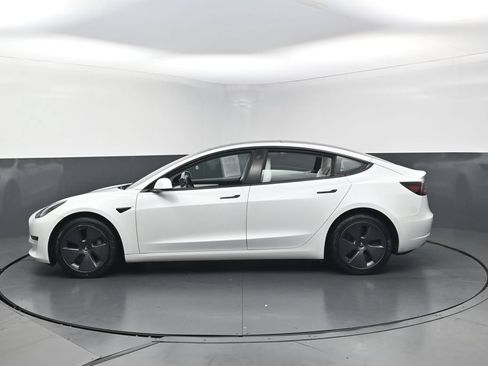 Used 2023 Tesla Model 3 Standard Range RWD image 4