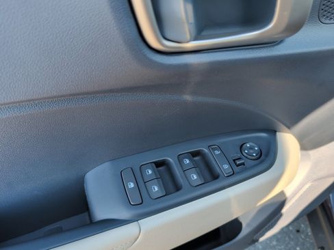 New 2026 Hyundai Venue SEL image 32