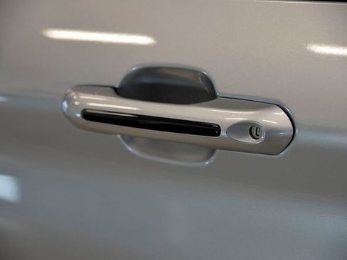 Used 2020 Ford Explorer ST w/ ST Street Pack image 13