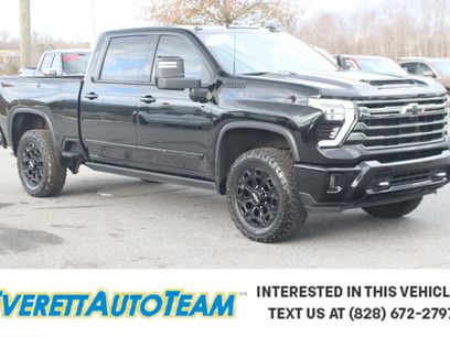 Used 2024 Chevrolet Silverado 2500 High Country w/ Midnight Edition