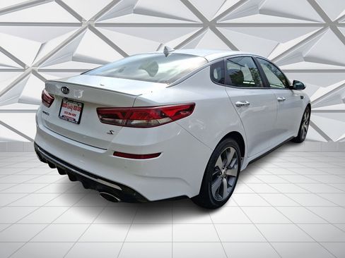 Used 2019 Kia Optima S image 10