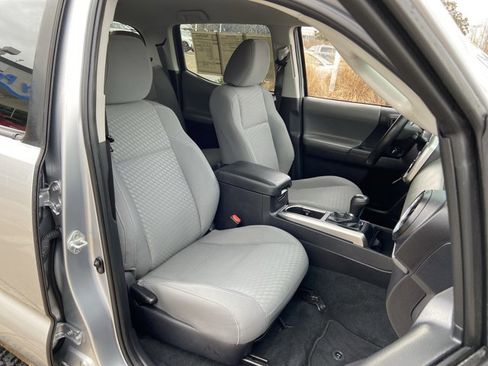 Used 2021 Toyota Tacoma SR5 image 19