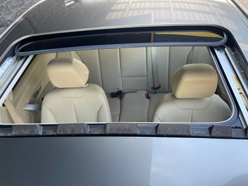 Used 2016 BMW 320i Sedan image 23