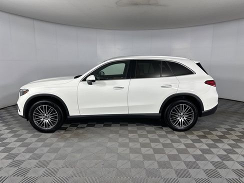 Used 2023 Mercedes-Benz GLC 300 4MATIC image 6