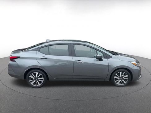 Used 2025 Nissan Versa SV FWD image 16