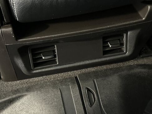 Used 2020 Chevrolet Silverado 2500 Custom w/ Custom Convenience Package RWD image 15