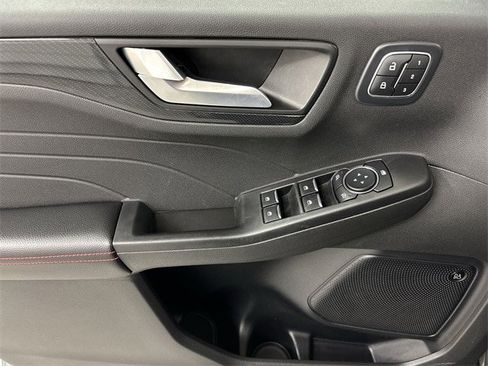 Certified 2023 Ford Escape ST-Line Select w/ Tech Pack #2 image 5