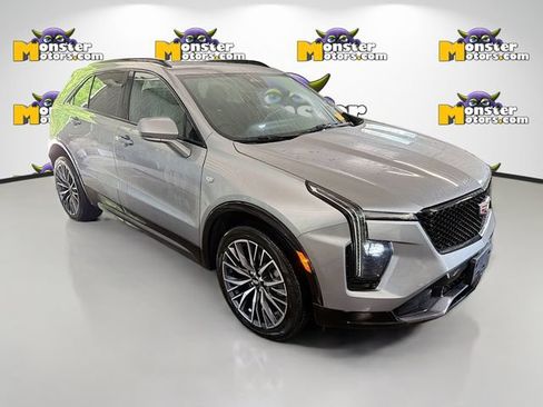 Used 2024 Cadillac XT4 Sport AWD/4WD image 3