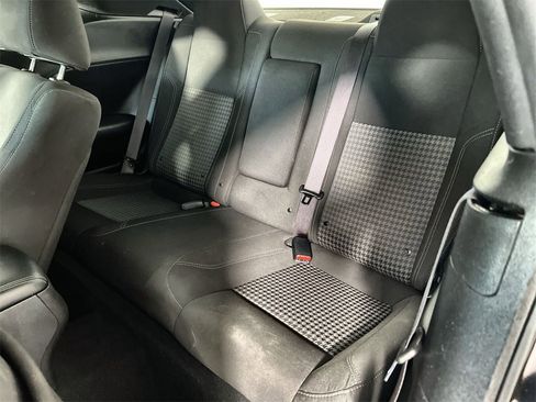 Used 2023 Dodge Challenger SXT image 23