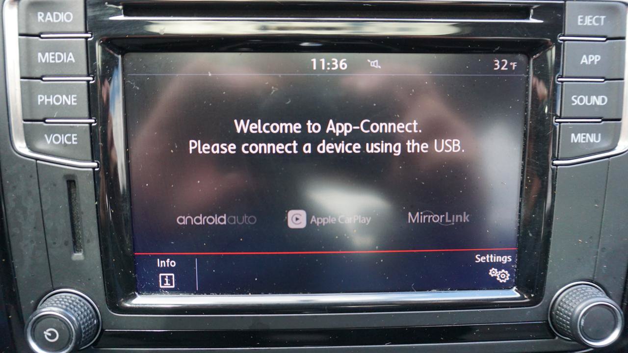 Used 2019 Volkswagen Passat 2.0T Wolfsburg FWD image 26