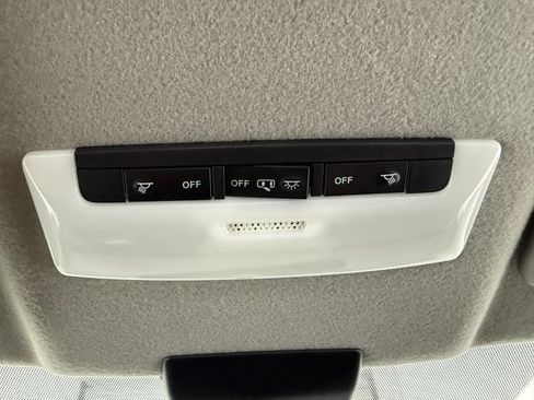 Used 2023 Nissan Kicks SV FWD image 22