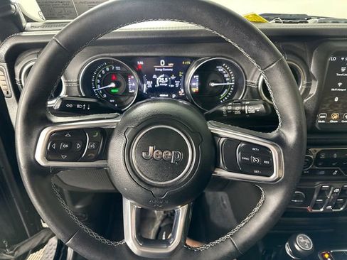 Used 2023 Jeep Wrangler Unlimited Sahara w/ Cold Weather Group AWD/4WD image 26