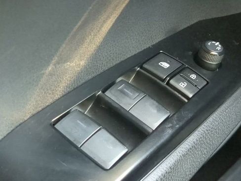 Used 2025 Toyota Camry LE image 20