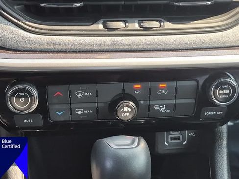 Used 2023 Jeep Compass Latitude AWD/4WD image 25