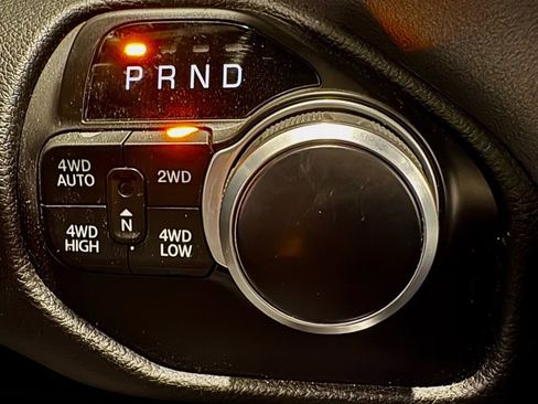 Used 2022 RAM 1500 Big Horn image 34