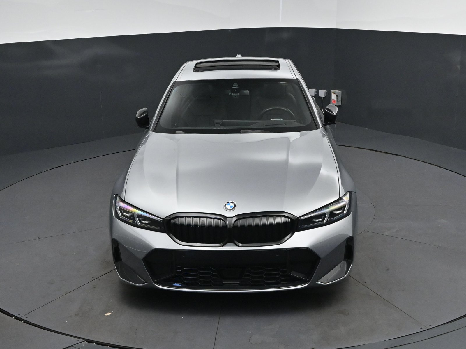 Certified 2026 BMW 330i Sedan w/ M Sport Package RWD image 38
