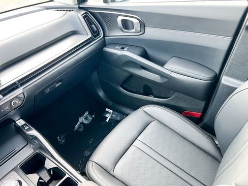 New 2026 Kia Sorento EX AWD/4WD image 14