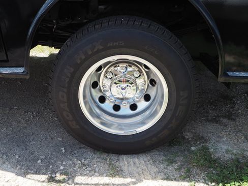 New 2025 RAM 3500 Tradesman w/ Chrome Appearance Group image 10