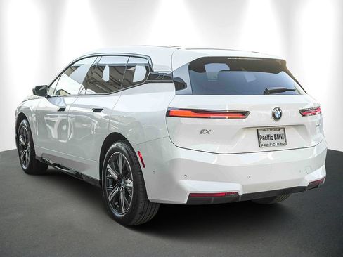 Used 2026 BMW iX xDrive60 AWD/4WD image 6