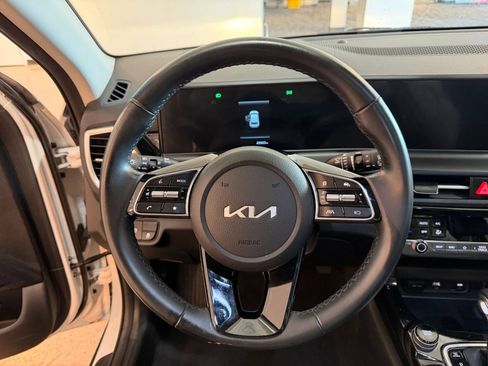 Used 2025 Kia Seltos S FWD image 29