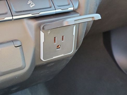 New 2026 Chevrolet Silverado 2500 Custom w/ Custom Value Package AWD/4WD image 10