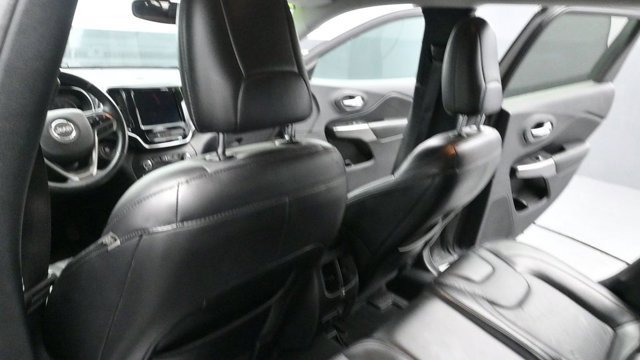 Used 2020 Jeep Cherokee Limited FWD image 23