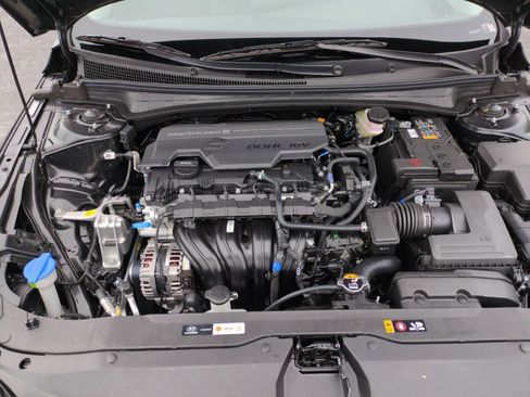 New 2026 Hyundai Elantra SE FWD image 44