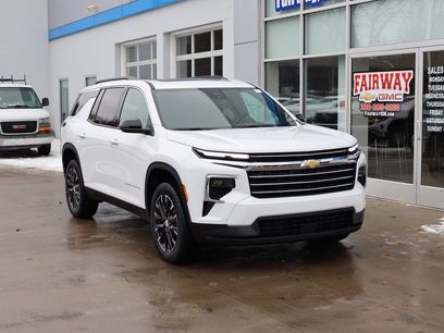 New 2026 Chevrolet Traverse LT w/ Sun and Wheel Package