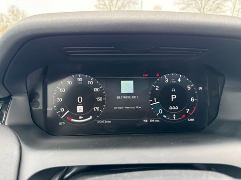 Certified 2025 Land Rover Discovery Sport S AWD/4WD image 24