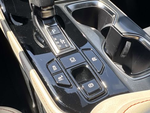 Used 2023 Lexus NX 350h AWD image 26