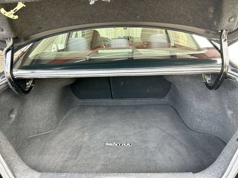 Used 2024 Nissan Sentra SV FWD image 23