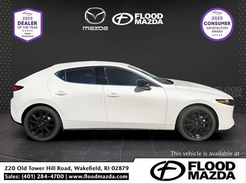 New 2026 MAZDA MAZDA3 Hatchback w/Premium Plus Pkg image 3