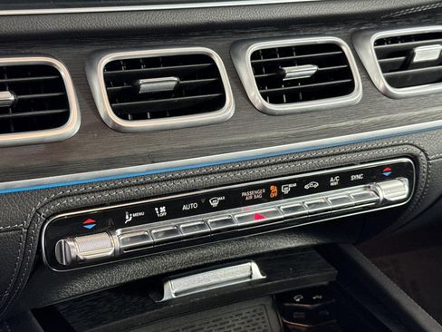 Certified 2023 Mercedes-Benz GLS 450 4MATIC image 28