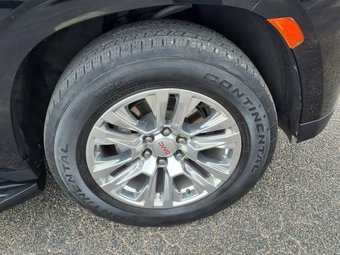 Used 2023 GMC Yukon Denali w/ Max Trailering Package AWD/4WD image 9