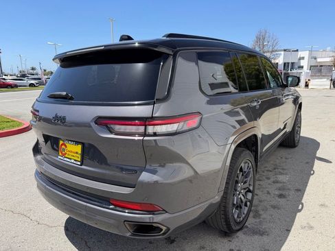 Used 2025 Jeep Grand Cherokee L Summit AWD/4WD image 5