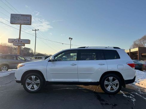 Used 2013 Toyota Highlander Limited image 8