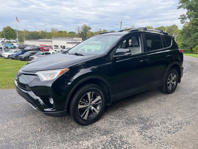 Used 2018 Toyota RAV4 XLE AWD/4WD image 7
