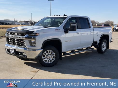 Certified 2022 Chevrolet Silverado 2500 LT w/ Convenience Package image 1