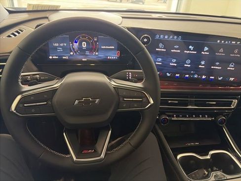 New 2026 Chevrolet Traverse Z71 w/ Driver Confidence Package image 16